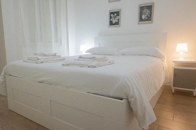 Villanova Apartment กาญารี ภายนอก รูปภาพ